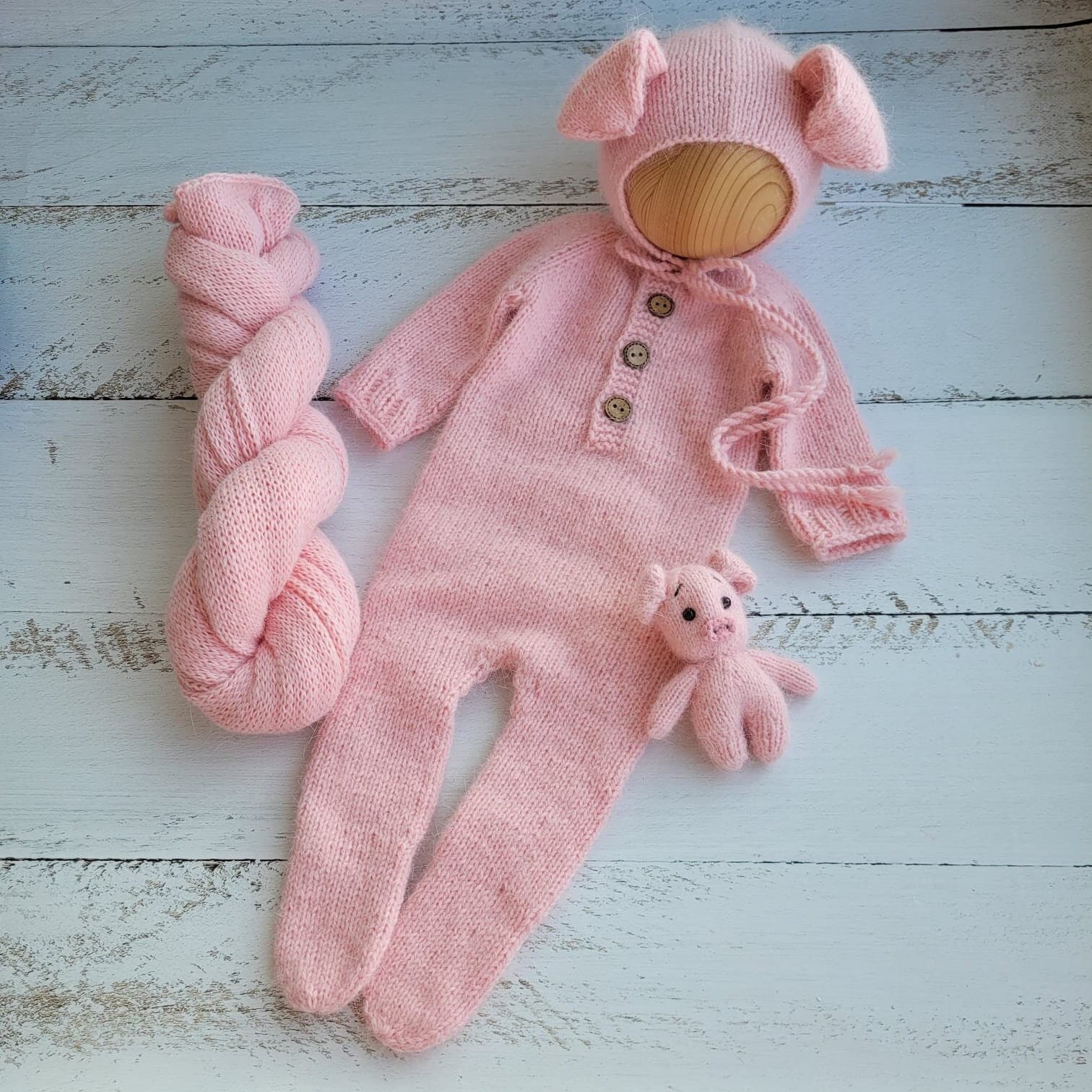 Newborn Pig Photo Prop Set: Hand-Knitted Bonnet, Romper, Wrap & Toy - Image 6