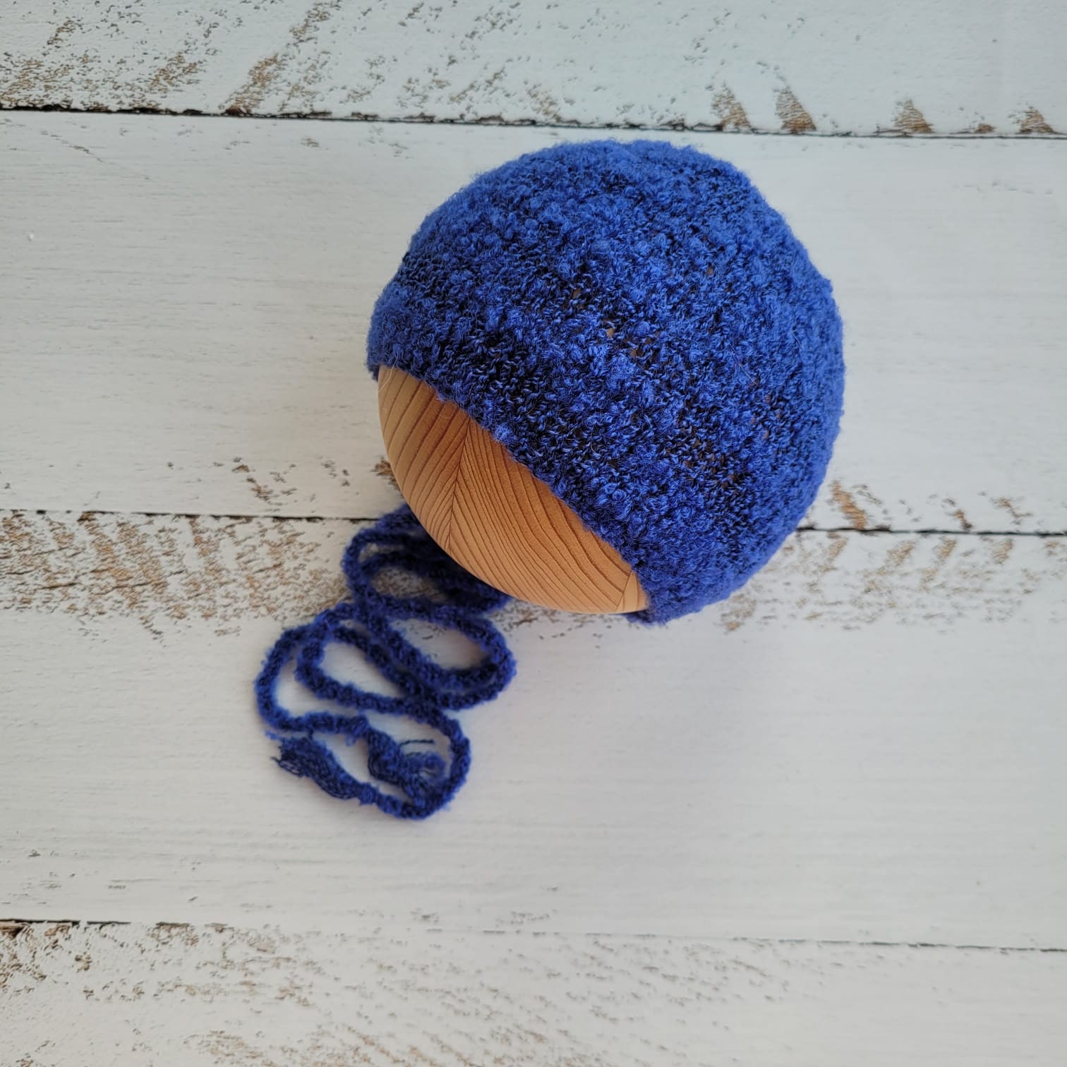 Newborn Knitted Wrap annd Bonnet, Boy girl photo props. Textured boucle wraps - Image 2