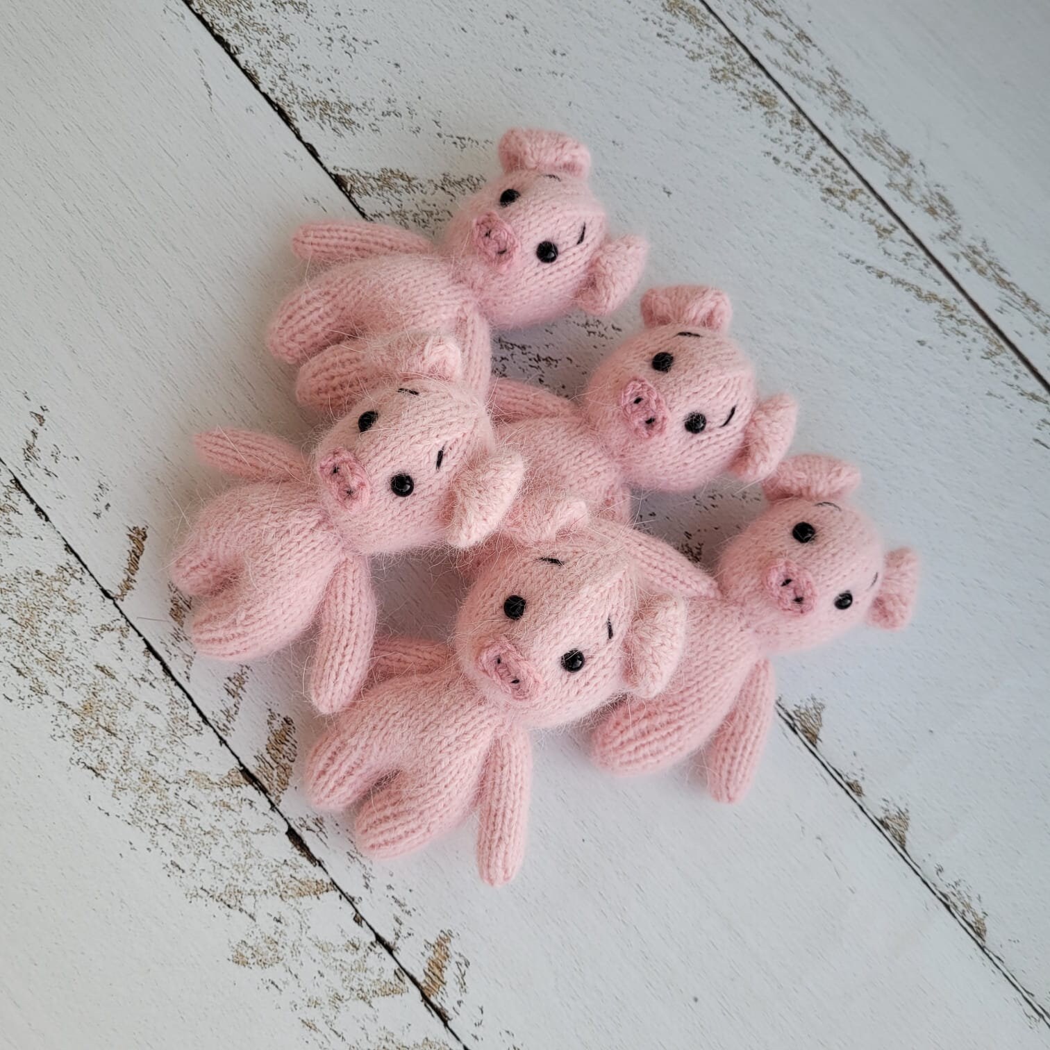 Newborn Pig Photo Prop Set: Hand-Knitted Bonnet, Romper, Wrap & Toy - Image 9