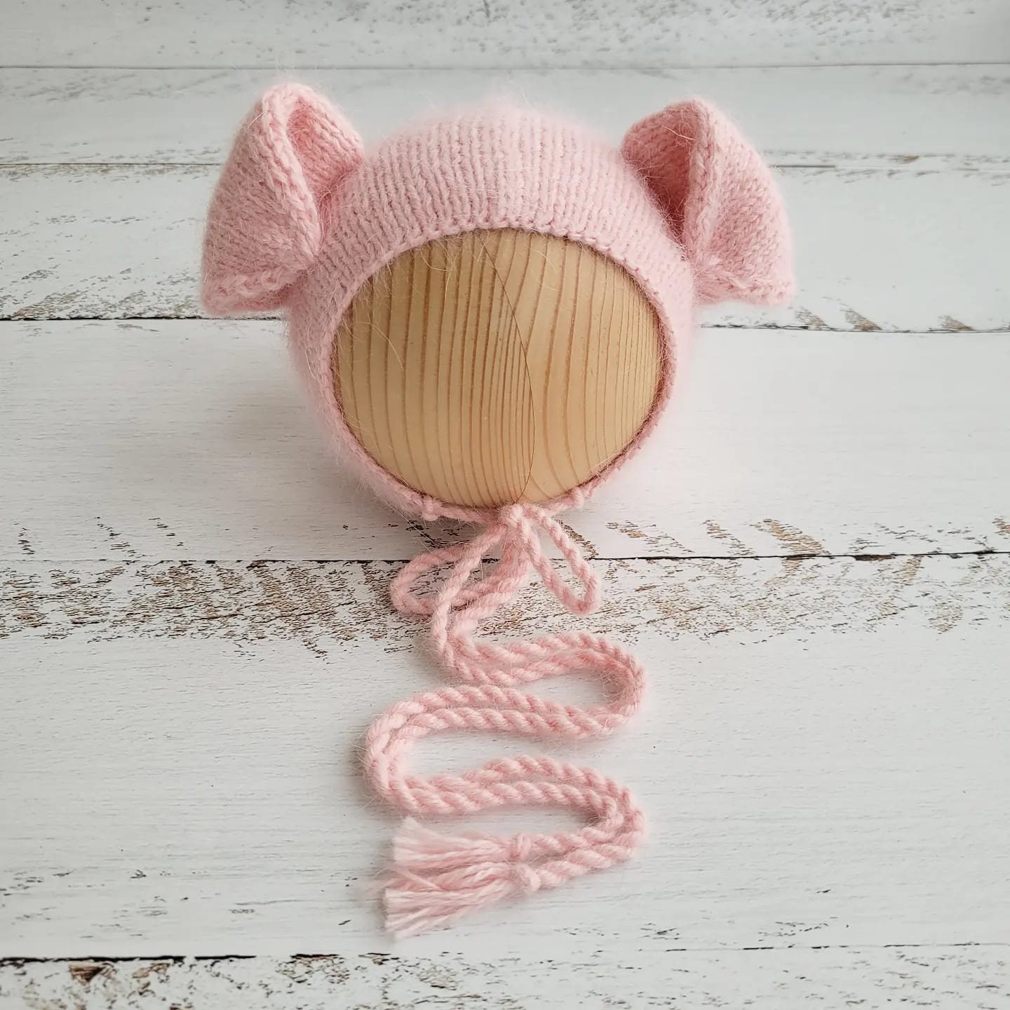Newborn Pig Photo Prop Set: Hand-Knitted Bonnet, Romper, Wrap & Toy - Image 4