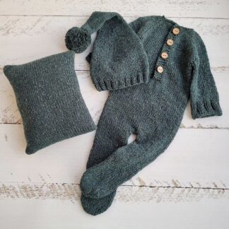 Green Emerald tweed bonnet with romper, Newborn photo props.