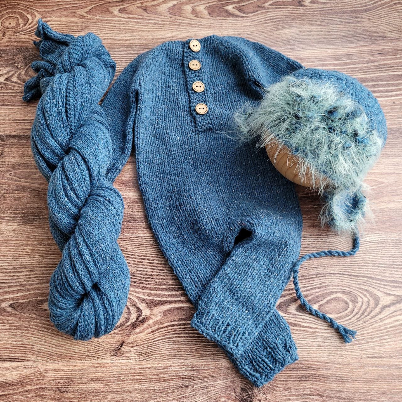 Blue winter newborn bonnet, Baby photo props.