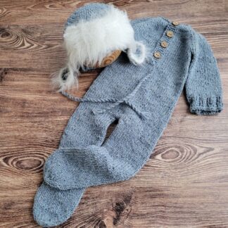 Blue winter newborn bonnet, Baby photo props.
