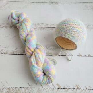 Rainbow Newborn Knitted Wrap and Bonnet, girl photo props