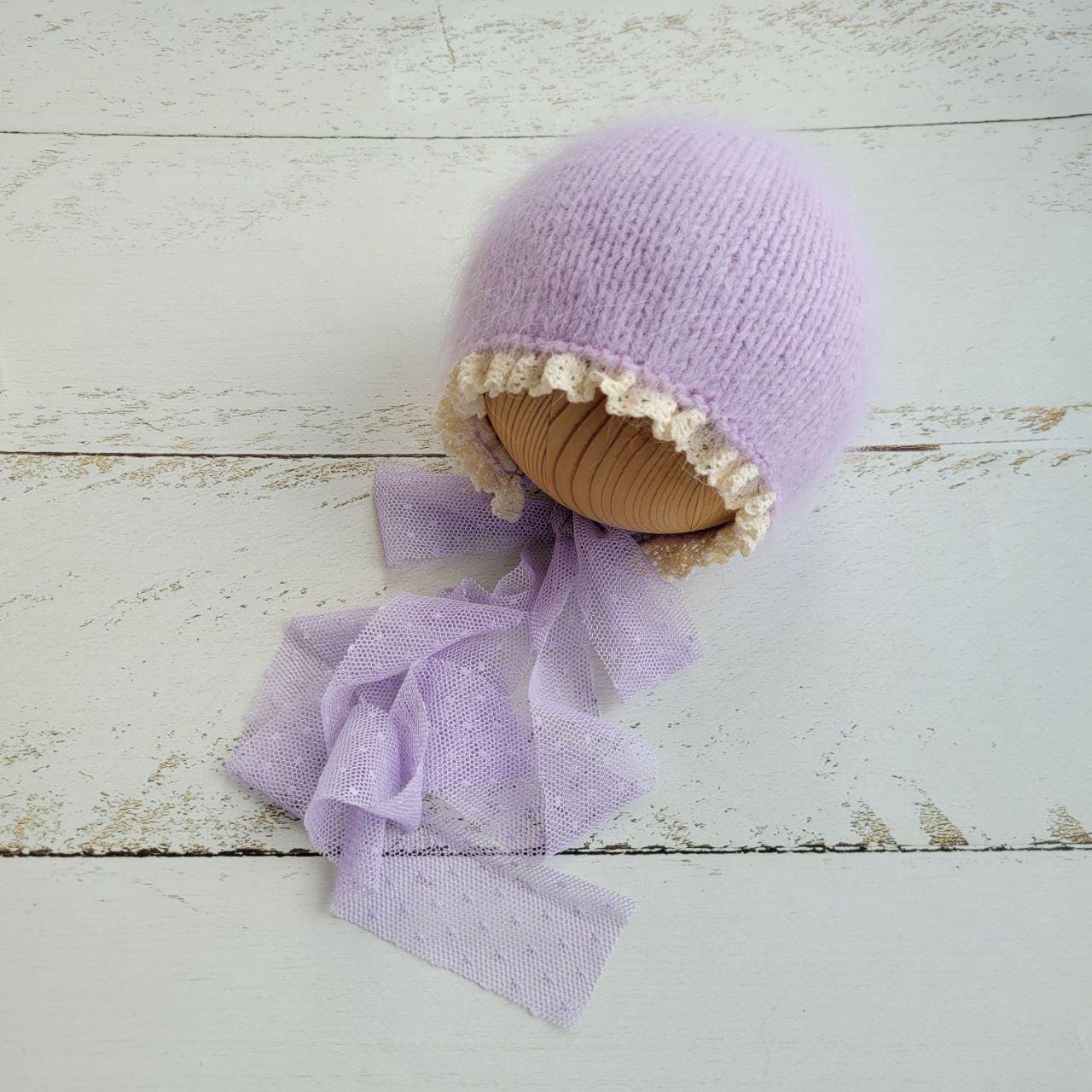 Bonnet with ribbons and lace/ Newborn photo props - Image 2