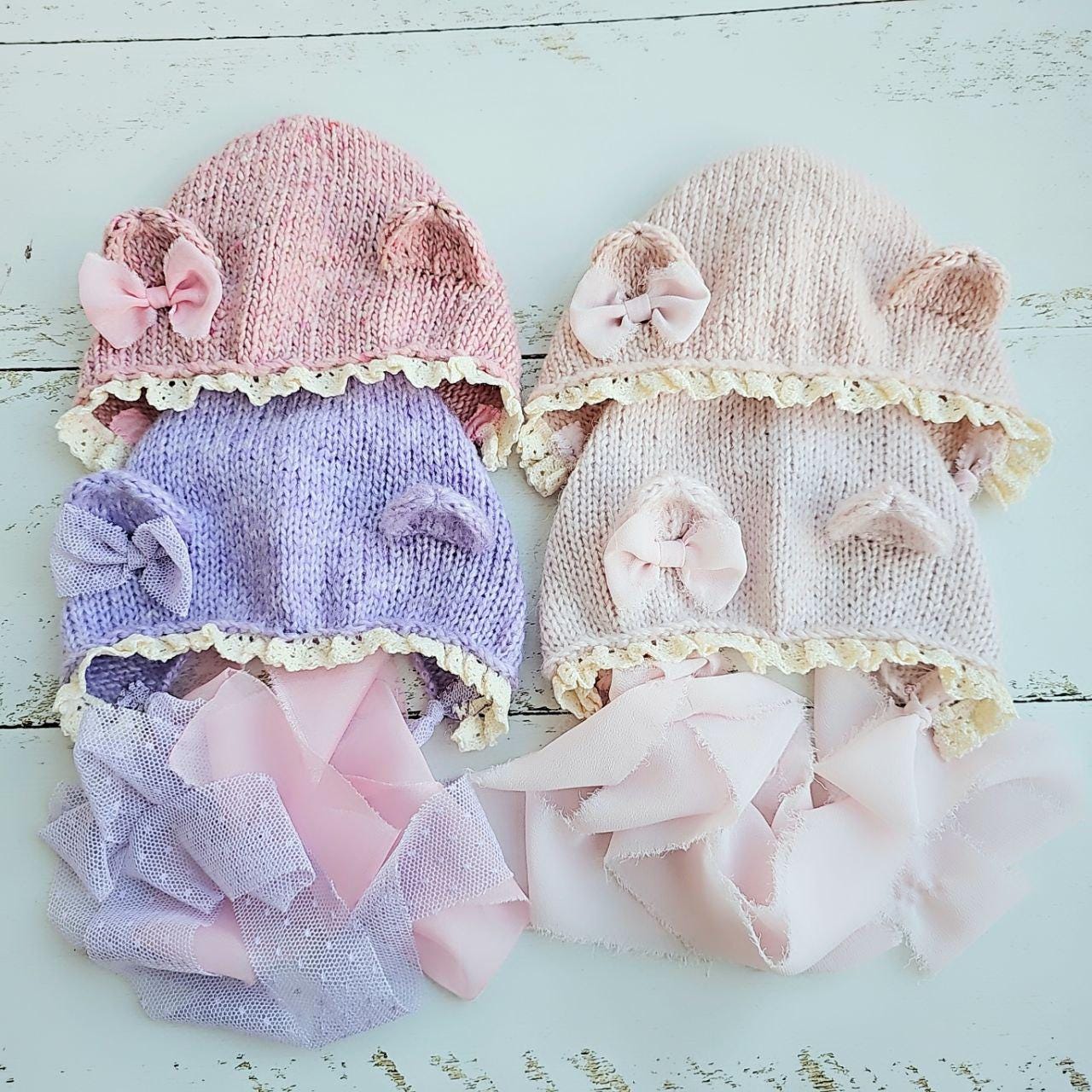 Bear Newborn hat with lace and ribbons / Newborn photo props, animal hats