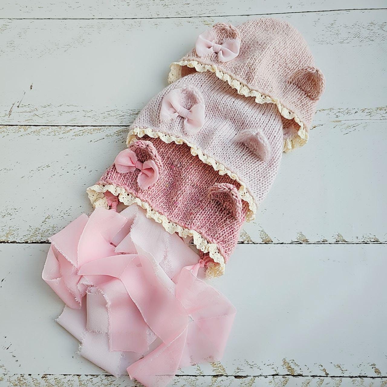 Bear Newborn hat with lace and ribbons / Newborn photo props, animal hats - Image 6