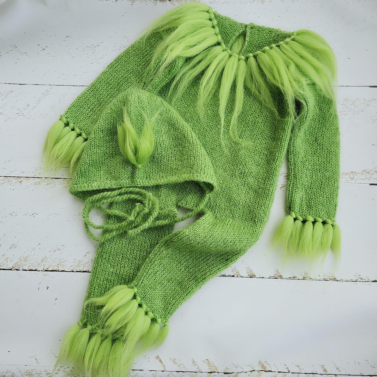 Green monster outfit/ Christmas Newborn photo props. - Image 4