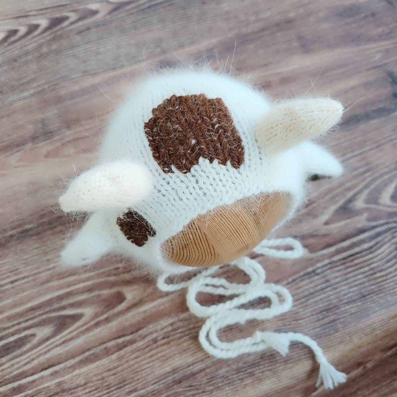 Newborn Goat and bonnet / Newborn photo props - Image 8