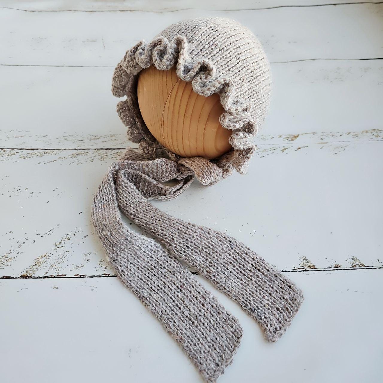 Newborn Knitted Wrap and Hat with Ruffles, Boy girl photo props - Image 5