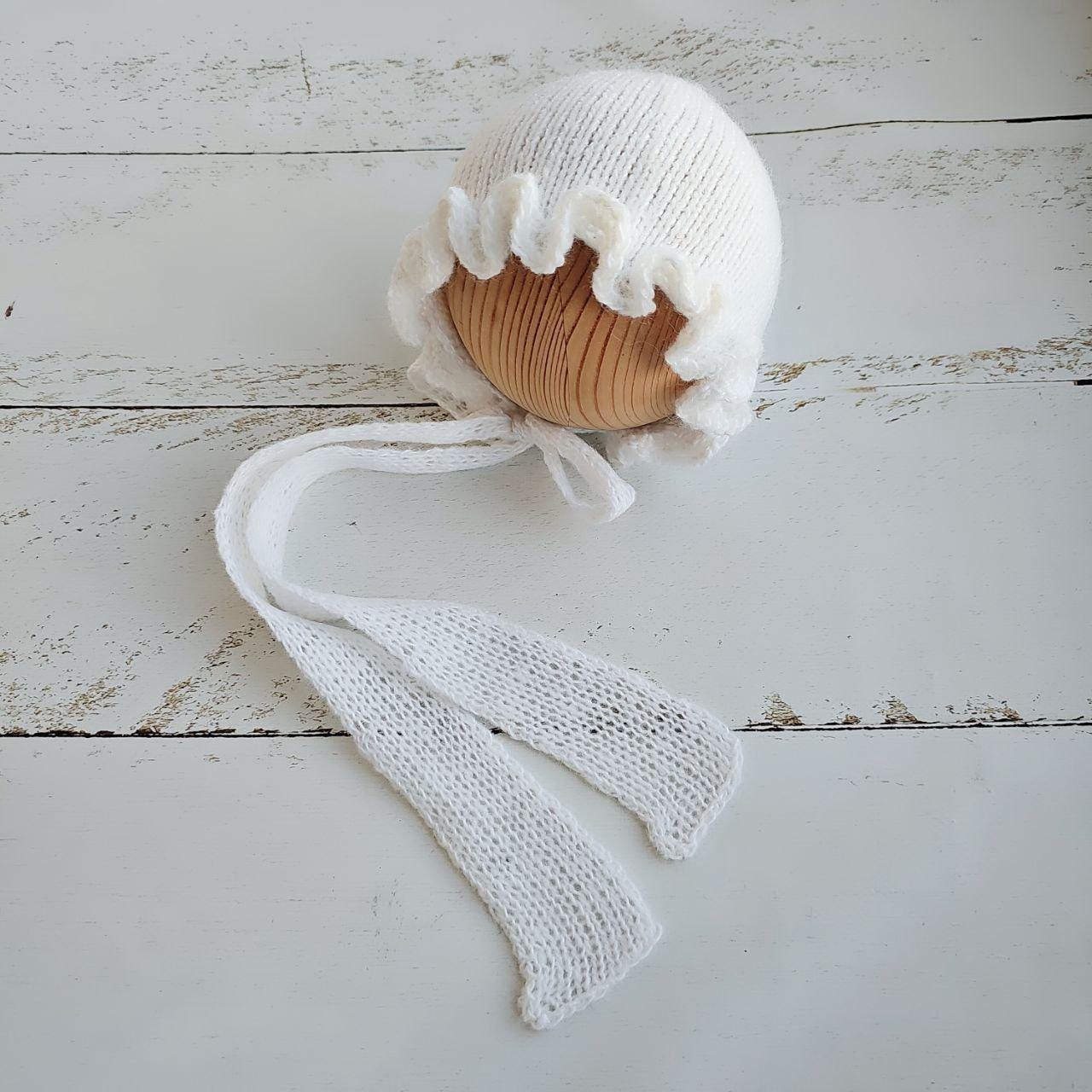 Newborn Knitted Wrap and Hat with Ruffles, Boy girl photo props - Image 8