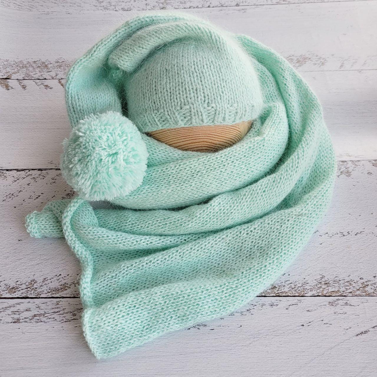 Mint Newborn Knitted Wrap and Bonnet, girl photo props - Image 3