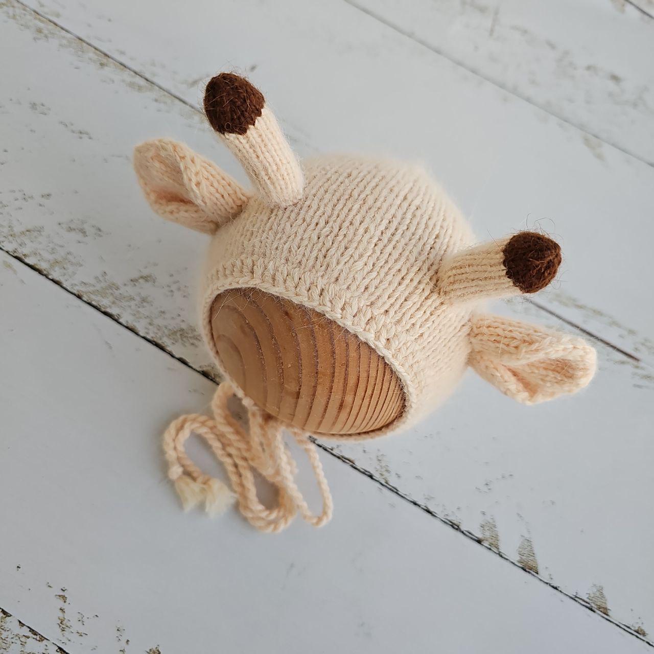 Newborn Giraffe and bonnet, Stuffed animal toy. Newborn photo props - Image 3