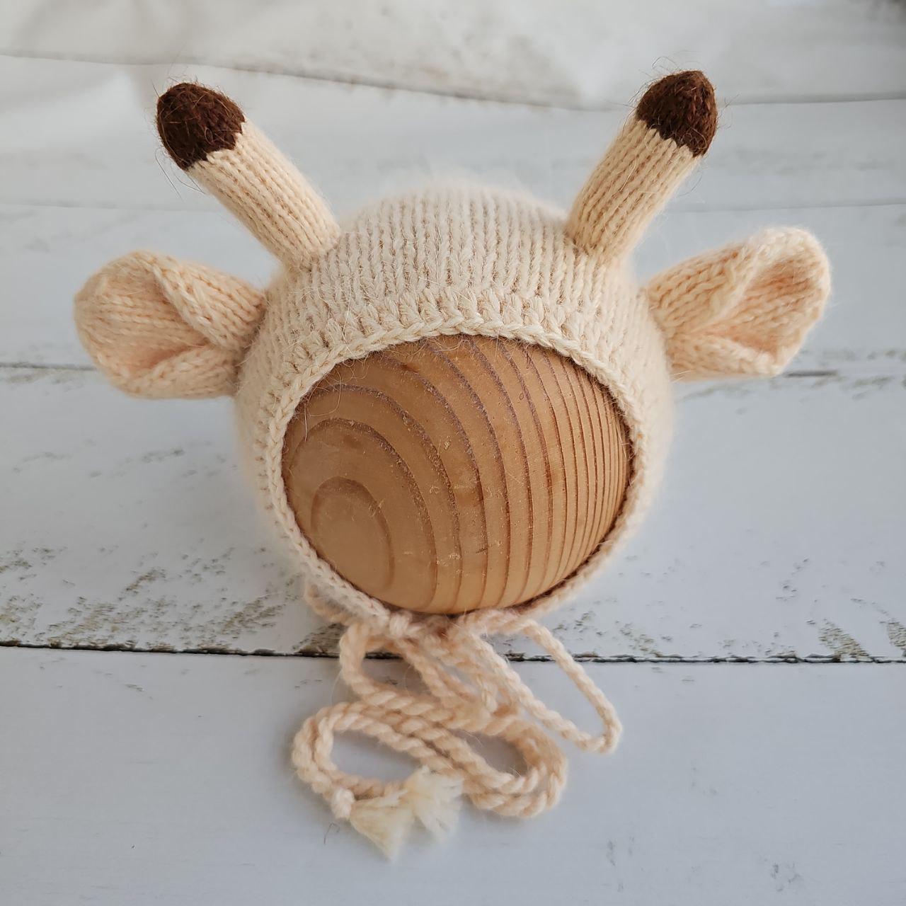 Newborn Giraffe and bonnet, Stuffed animal toy. Newborn photo props - Image 4