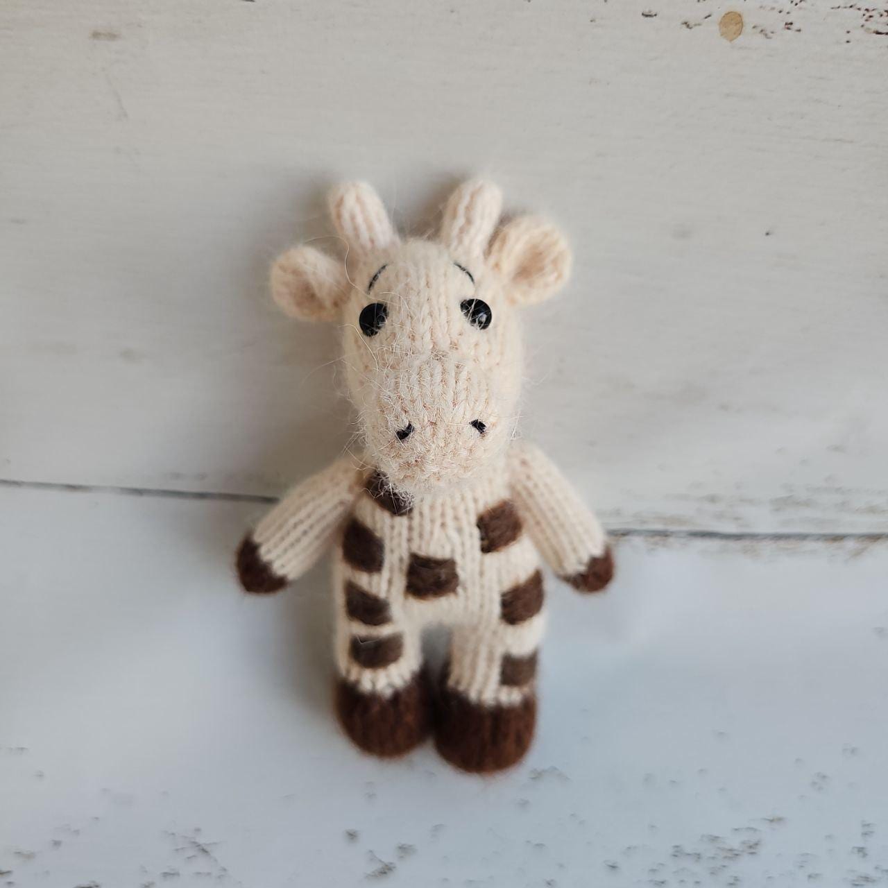 Newborn Giraffe and bonnet, Stuffed animal toy. Newborn photo props - Image 5