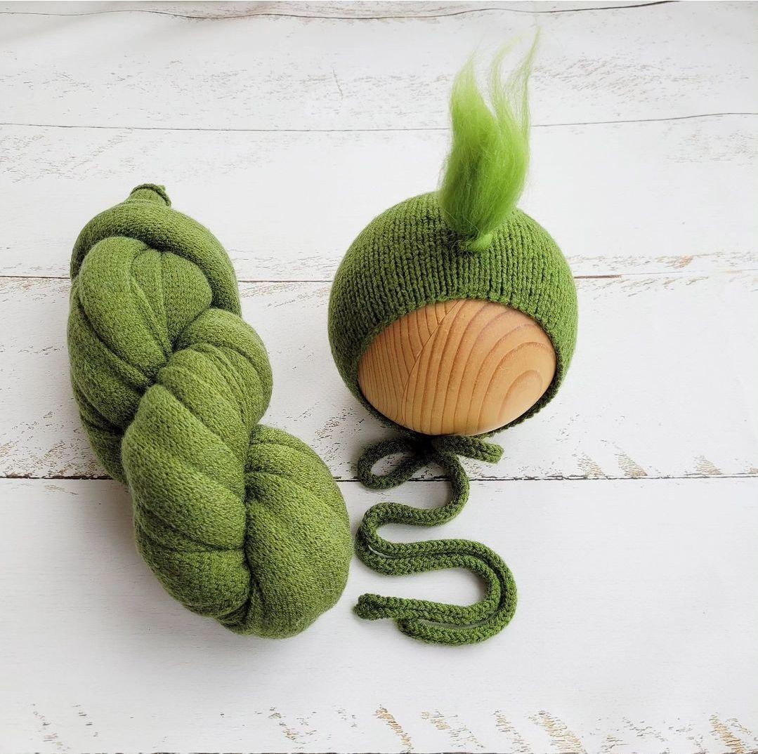 Green monster outfit/ Christmas Newborn photo props. - Image 5